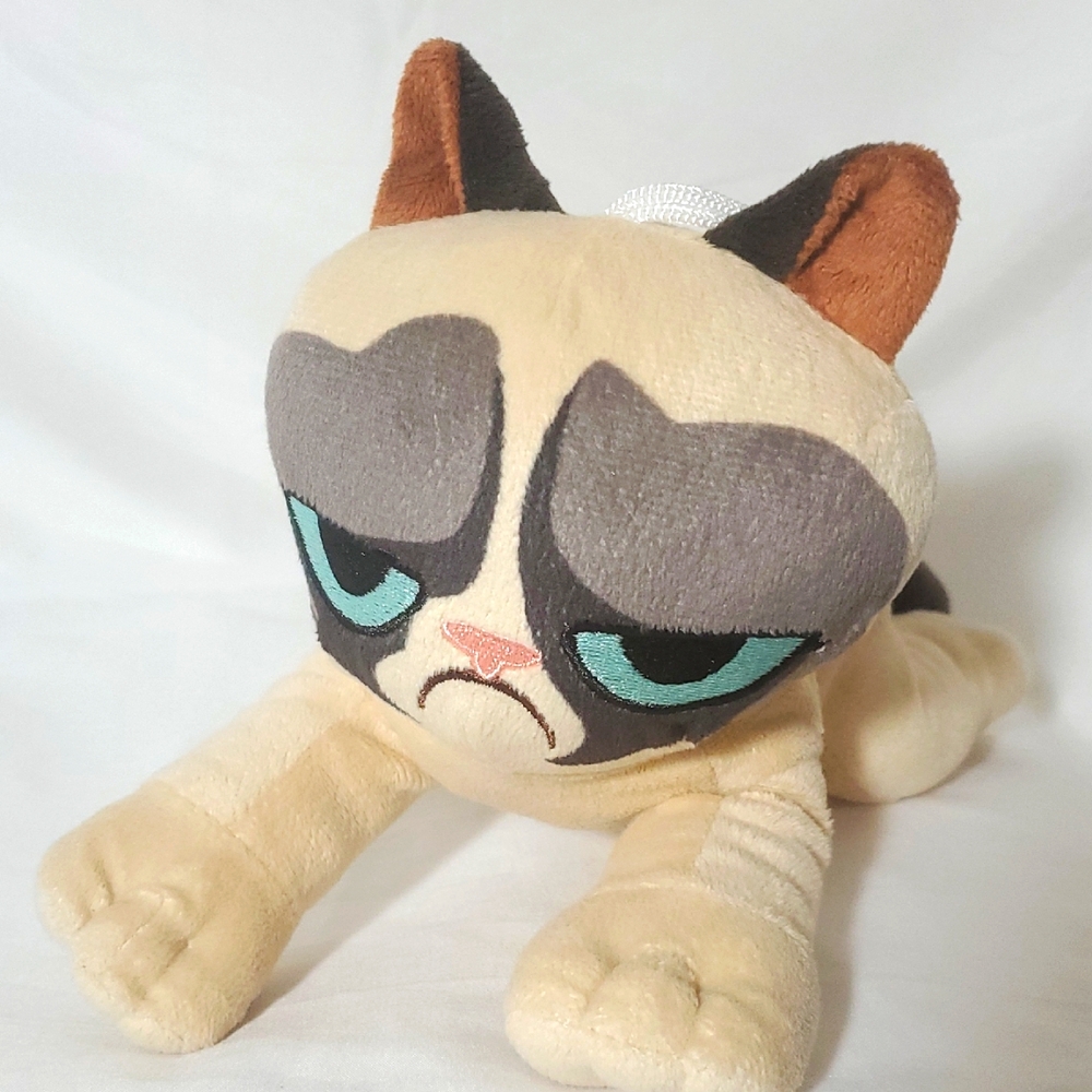 Grumpy Cat Plush Toy Cream and Brown 10"